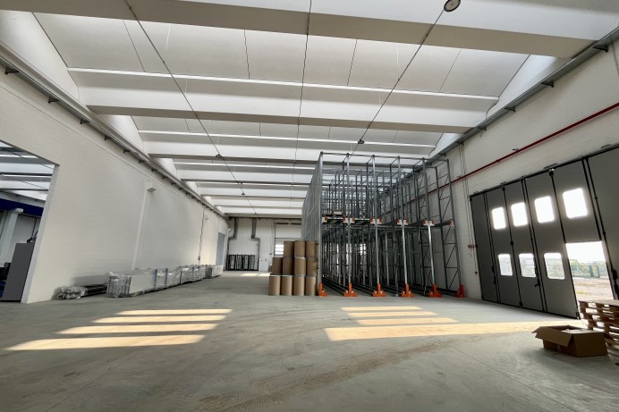 Capannone Industriale in Vendita a Milano 24 