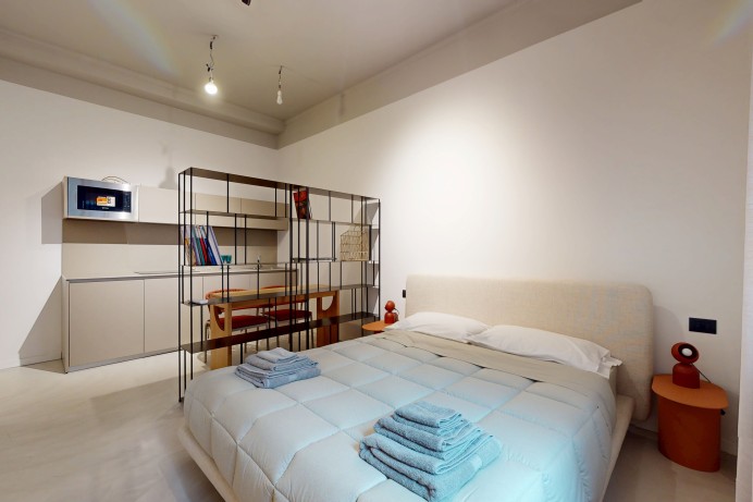 LUMINOSO MONOLOCALE IN AFFITTO