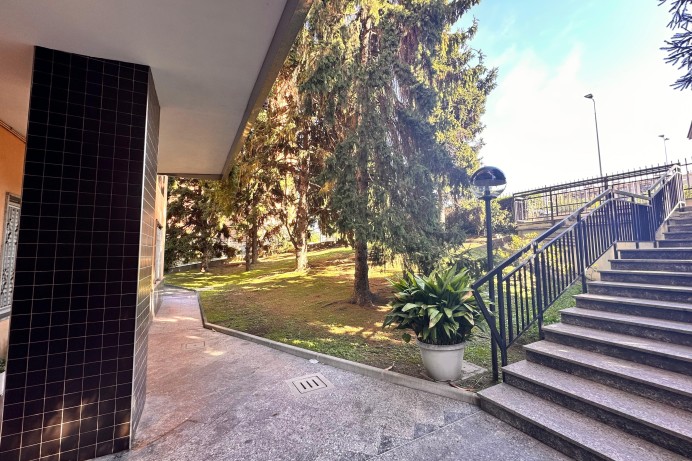 Trilocale in Vendita a Milano 23 