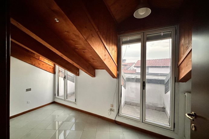 Trilocale in Affitto a Milano 10 