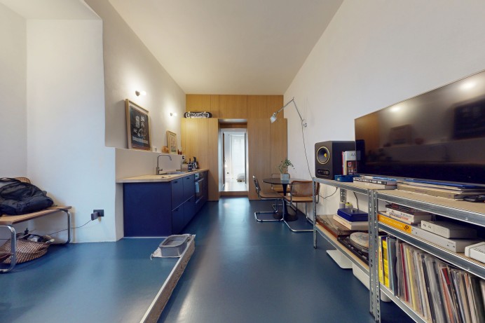 LUMINOSO BILOCALE IN VENDITA