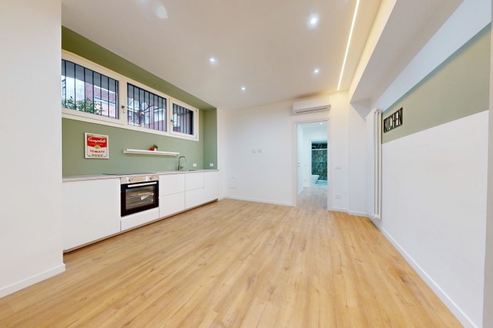 AMPIO TRILOCALE RISTRUTTURA...