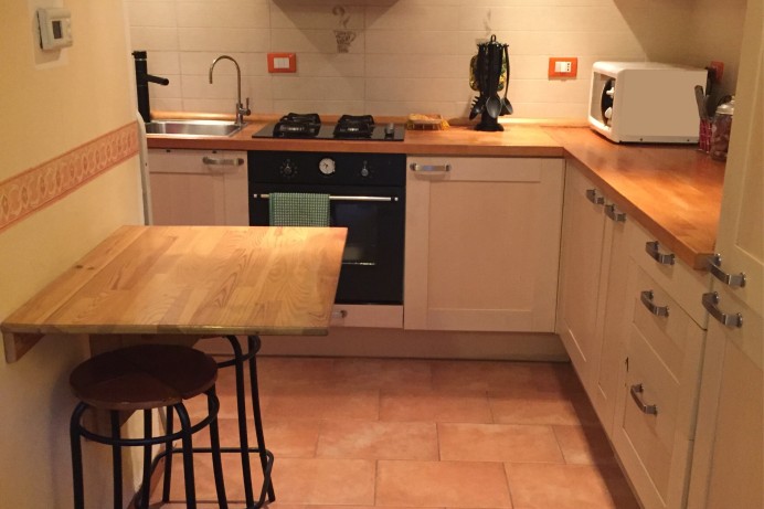 BILOCALE IN VENDITA IN NUDA...