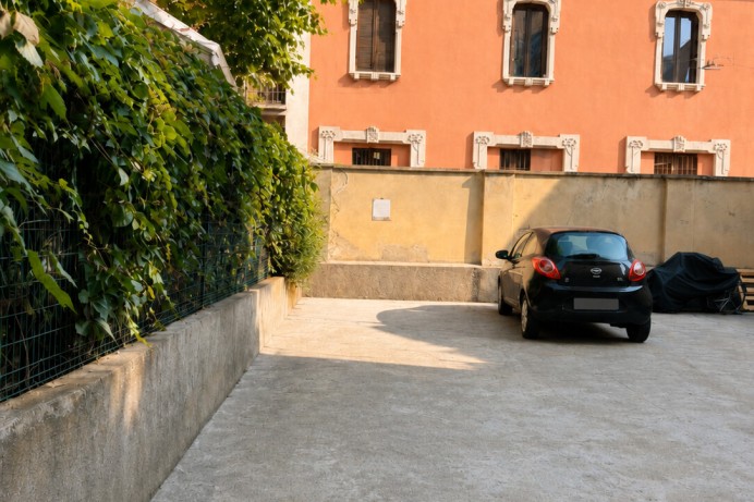 POSTO AUTO IN VENDITA