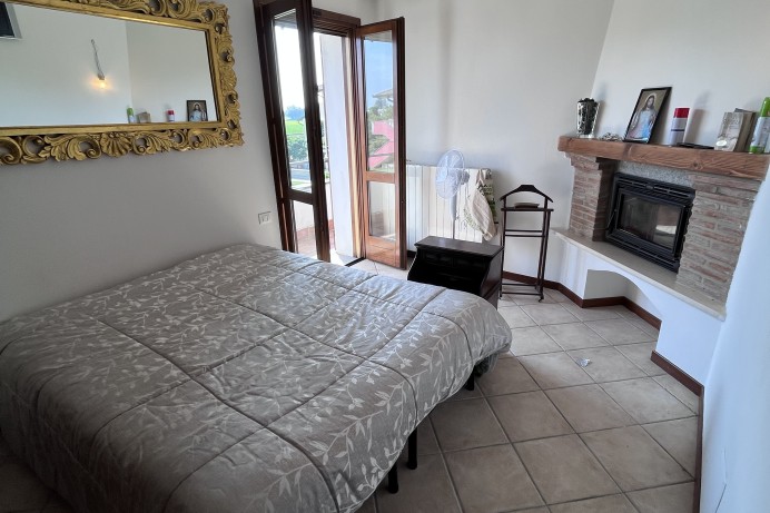 Villa Bifamiliare in Vendita a Milano 8 