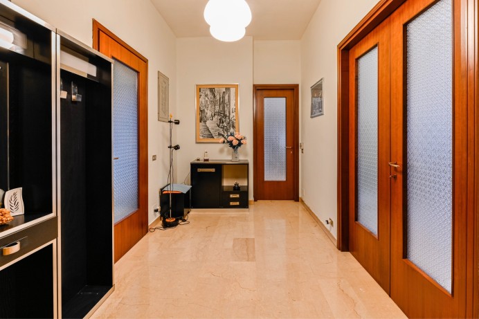 Trilocale in Affitto a Opera 3 