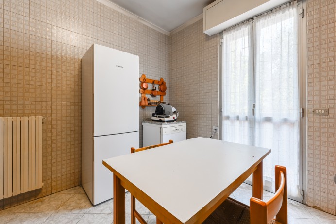 Appartamento in Vendita a Locate Di Triulzi 24 