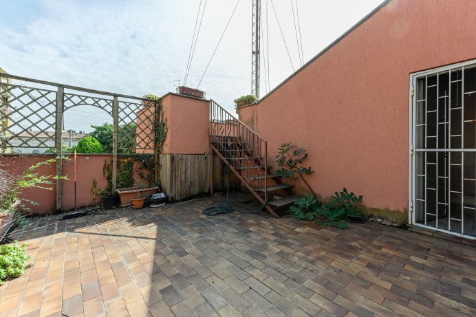 Appartamento in Vendita a Locate Di Triulzi 32 