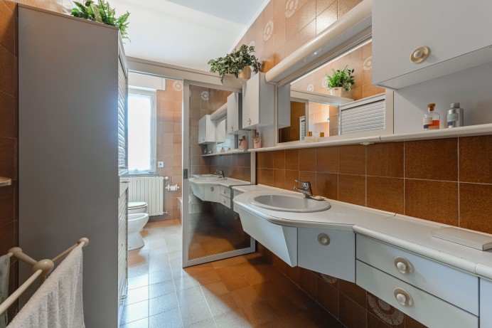 Appartamento in Vendita a Locate Di Triulzi 25 