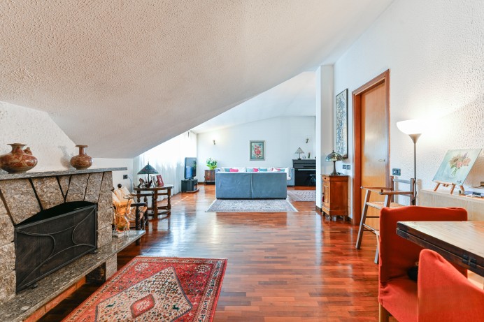 Appartamento in Vendita a Opera 2 