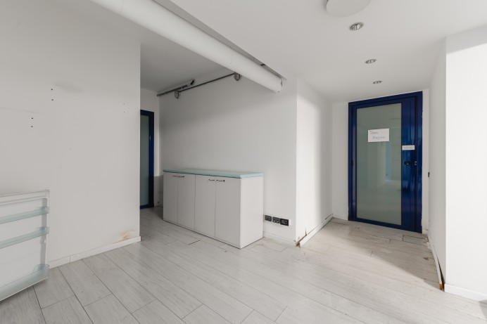 Ufficio in Vendita a Milano 8 