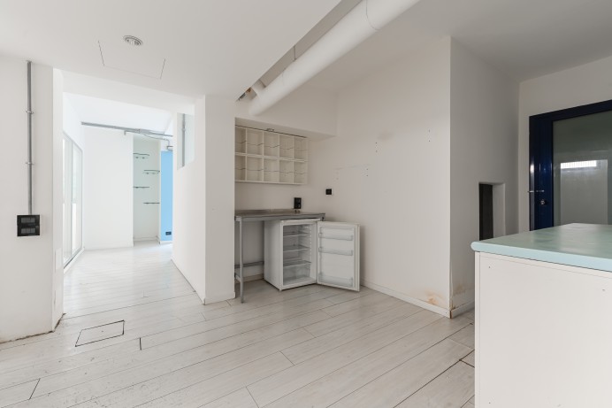 Ufficio in Vendita a Milano 9 