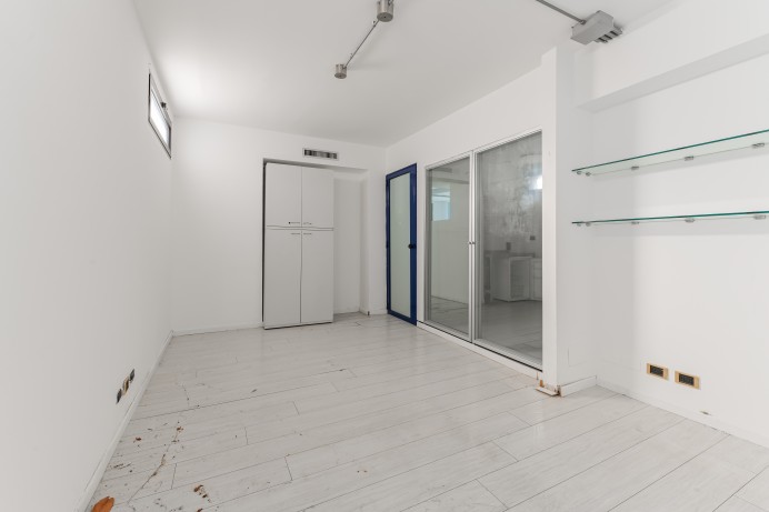 Ufficio in Vendita a Milano 7 