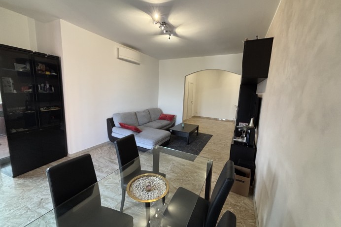 AMPIO BILOCALE IN AFFITTO