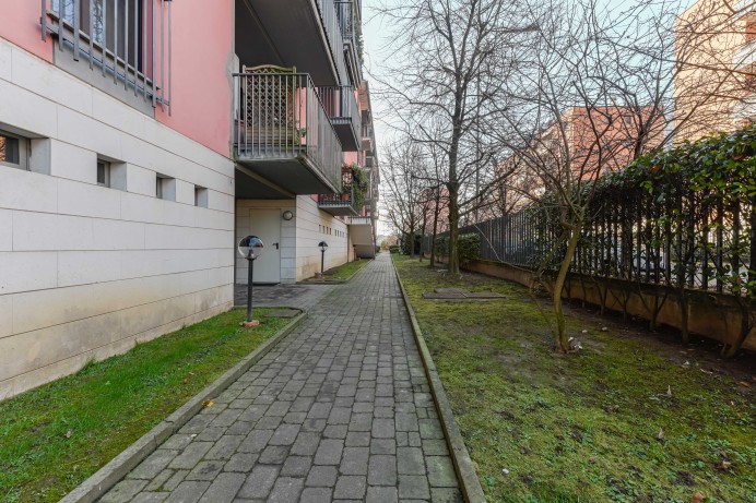 Trilocale in Vendita a Opera 26 