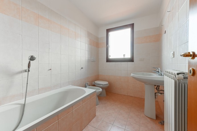 Trilocale in Vendita a Opera 24 