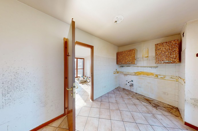 Quadrilocale in Vendita a Opera 8 