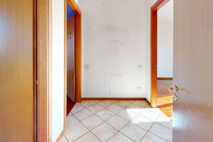 Quadrilocale in Vendita a Opera 16 