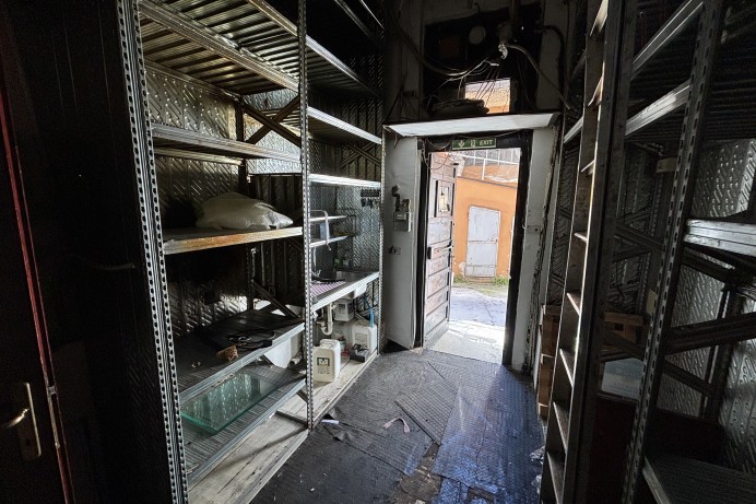 Attività Commerciale in Affitto a Milano 14 