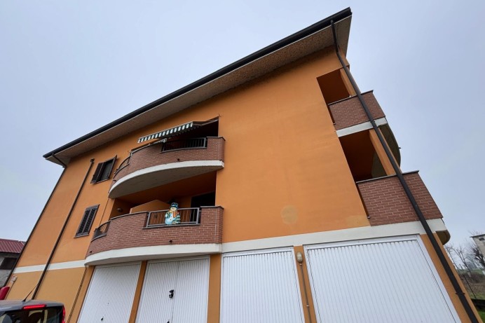 Trilocale in Vendita a San Zenone Al Lambro 48 