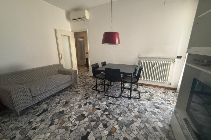 BILOCALE IN AFFITTO