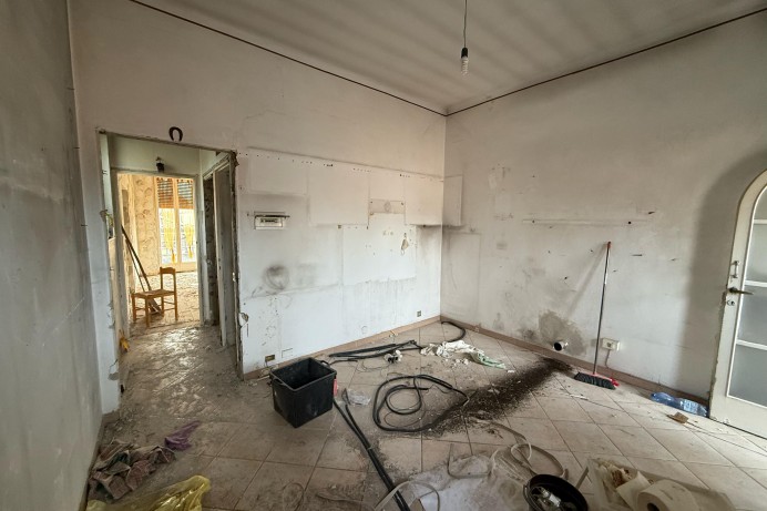 Porzione Di Casa Di Corte in Vendita a Concorezzo 10 