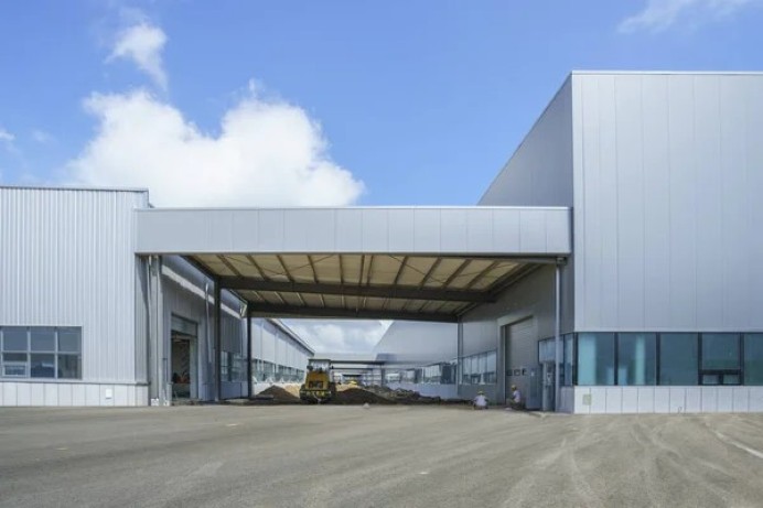 Capannone Commerciale in Vendita a Concorezzo 1 