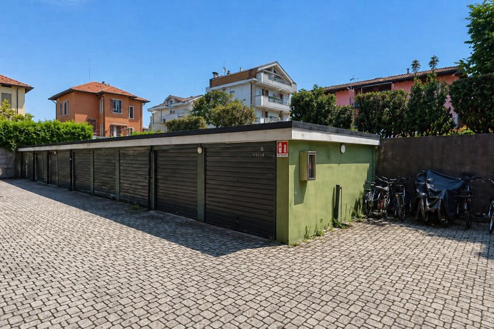 BOX SINGOLO IN VENDITA IN V...