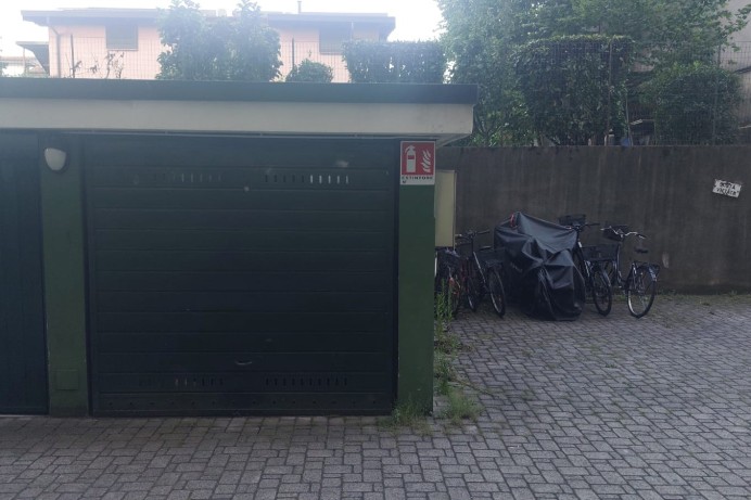 BOX SINGOLO IN VIA VARISCO