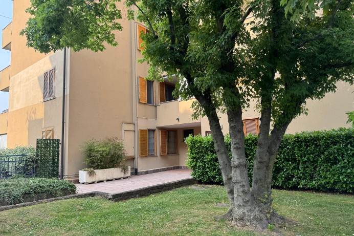 Appartamento in Vendita a Caponago 12 