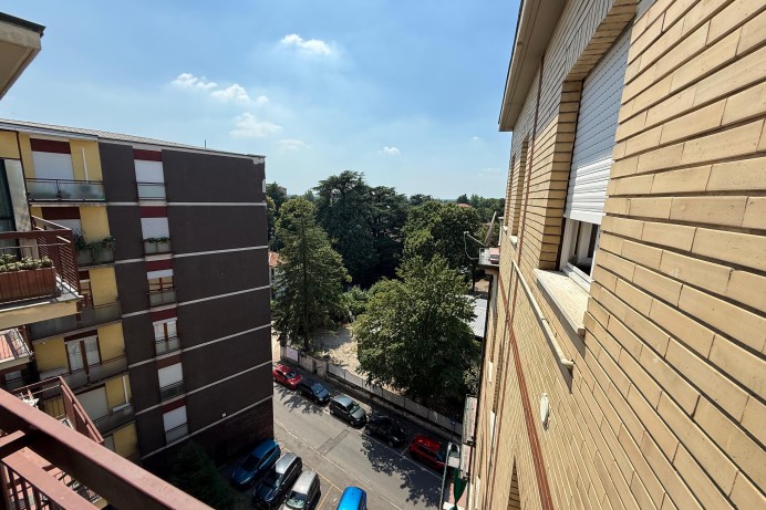 Appartamento in Vendita a Vimercate 15 