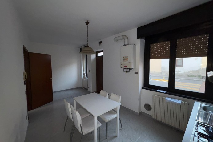 Bilocale in via Casati 3 Ca...