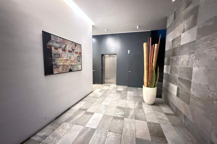 Appartamento in Affitto a Milano 5 