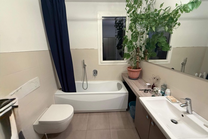 Appartamento in Affitto a Milano 10 