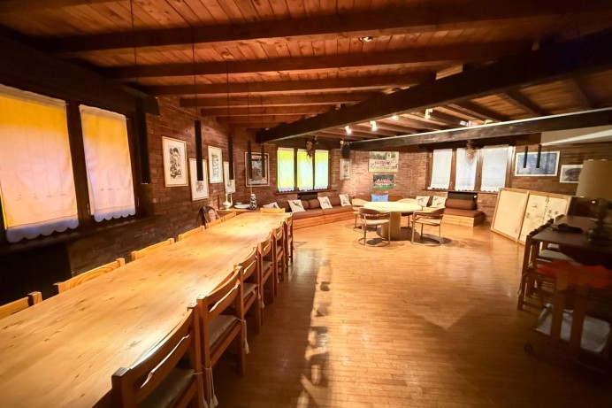 Villa in Vendita a Lesmo 24 