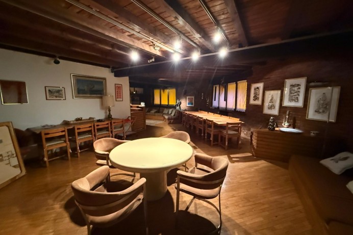 Villa in Vendita a Lesmo 26 