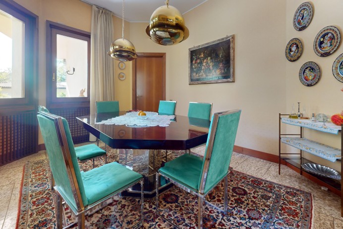 Villa in Vendita a Lesmo 6 