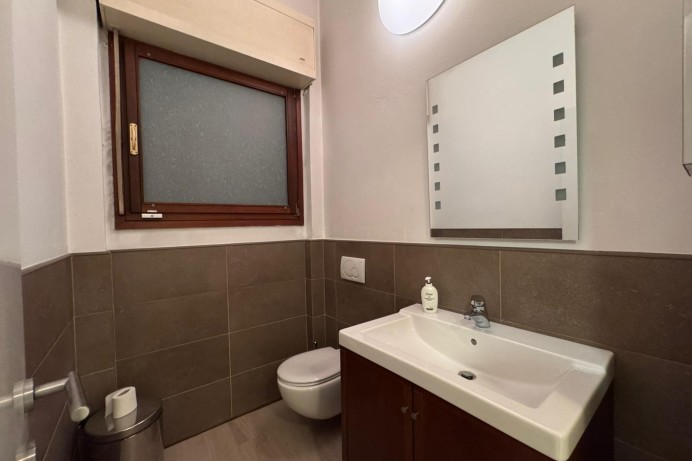 Ufficio in Affitto a Monza 22 