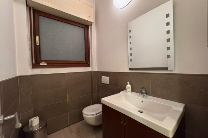 Ufficio in Affitto a Monza 20 