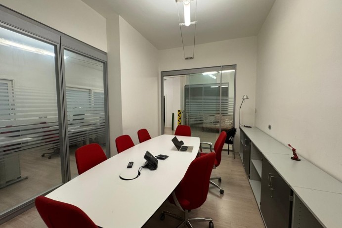 Ufficio in Affitto a Monza 3 