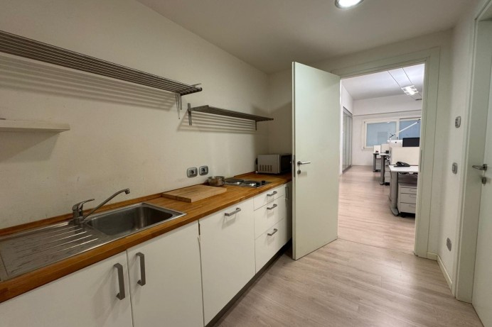 Ufficio in Affitto a Monza 19 