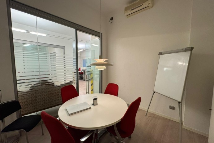 Ufficio in Affitto a Monza 18 