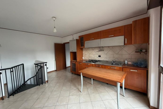 Appartamento in Vendita a Bernareggio 2 