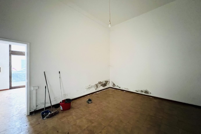 Negozio in Vendita a Arcella 3 