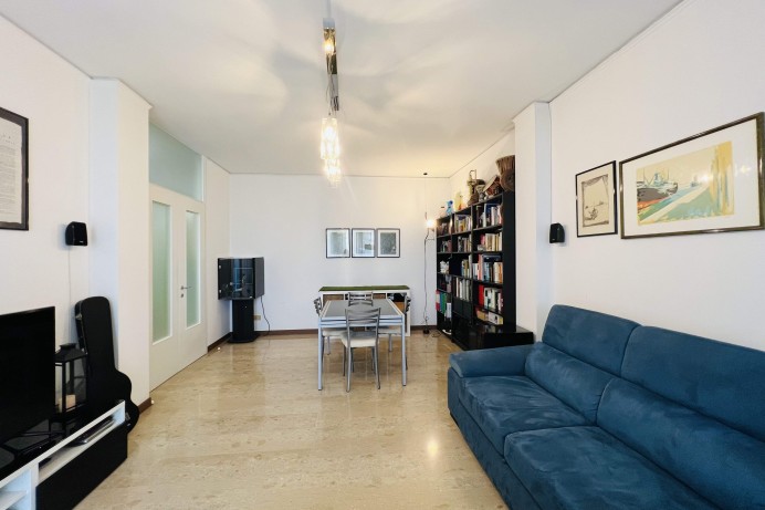 Bilocale in Vendita a San Gregorio 2 
