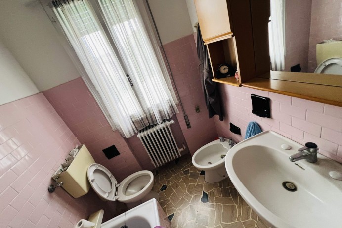 Villa Trifamiliare in Vendita a Paltana - Mandria 14 