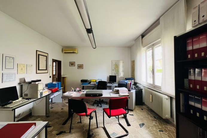 Villa Trifamiliare in Vendita a Paltana - Mandria 1 