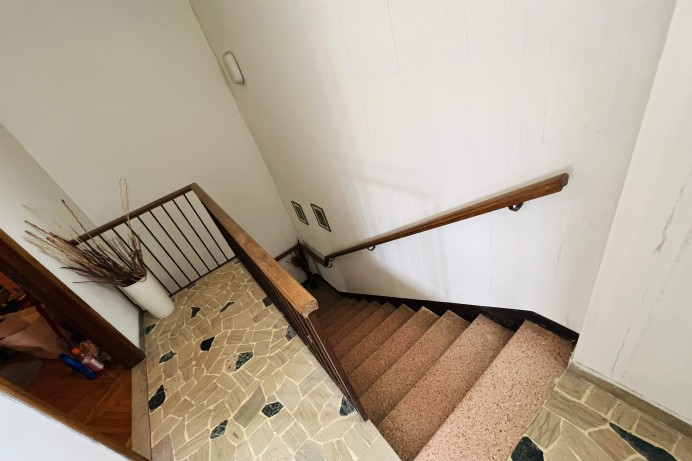 Villa Trifamiliare in Vendita a Paltana - Mandria 11 