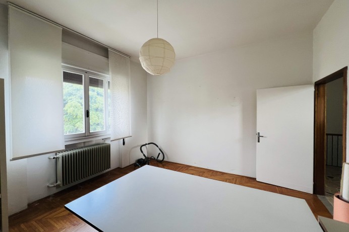 Villa Trifamiliare in Vendita a Paltana - Mandria 8 