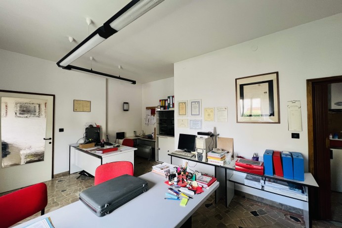 Villa Trifamiliare in Vendita a Paltana - Mandria 4 